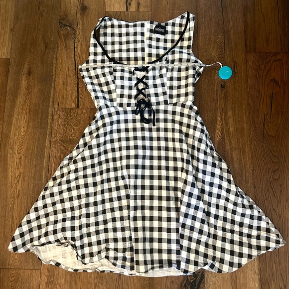 Collectif Black and White Gingham Cottagecore Dress - Picture 2 of 3